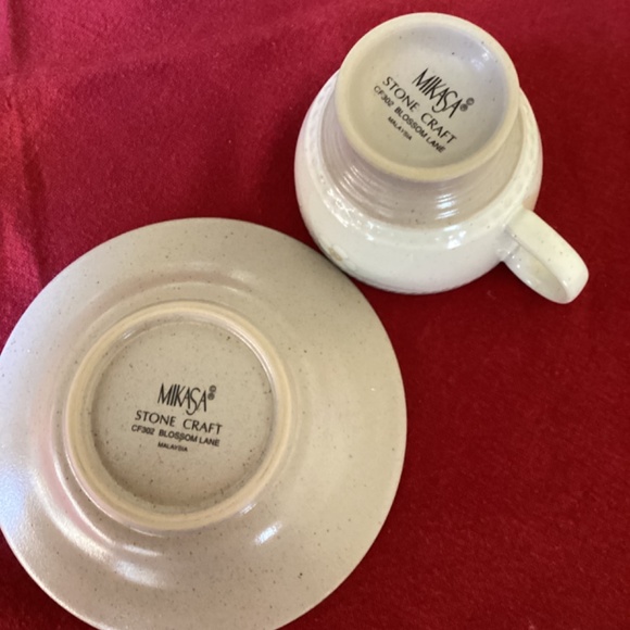 Mikasa Espresso Cups and Saucers - Picture 6 of 7